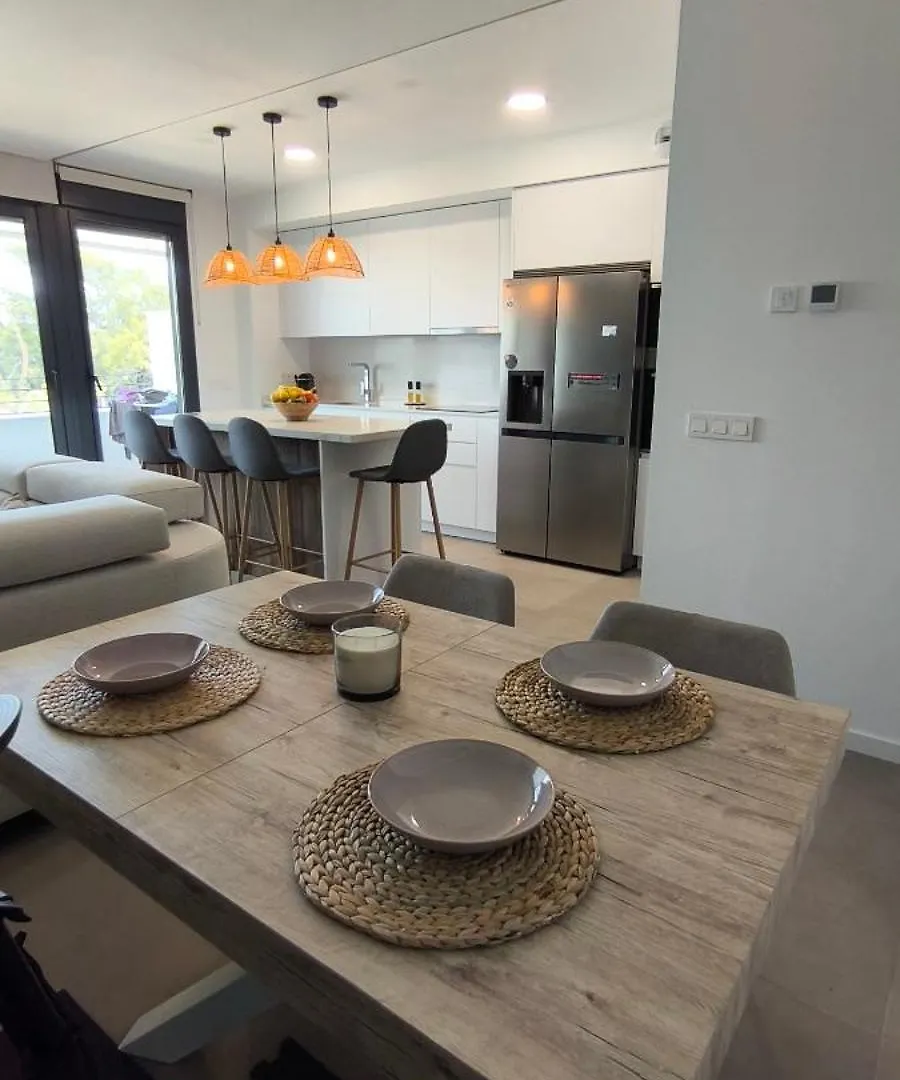 טורמולינוס Luxury Apartment In Playa De Los Alamos
